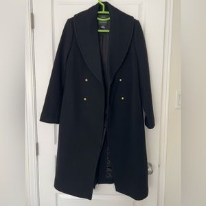 Double breasted classic coat